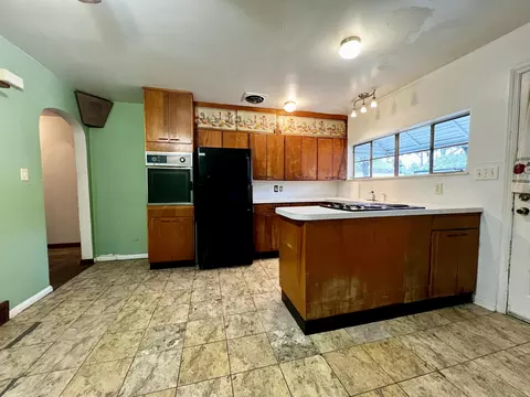 1724 Crestview Dr, Springfield, OH 45504 photo 6