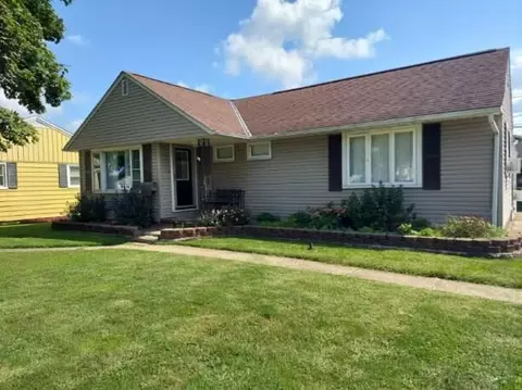 832 Hackney St, Saint Marys, OH 45885