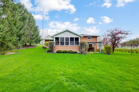 Exterior - 3406 Kappel Dr, Springfield, OH 45503 photo 7 of 8