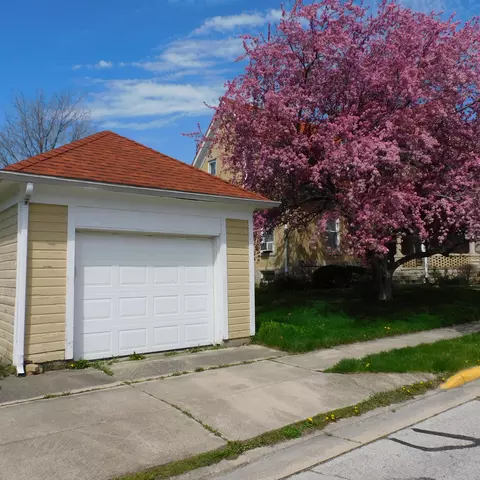Exterior - 301 W Main St, Anna, OH 45302 photo 5 of 7