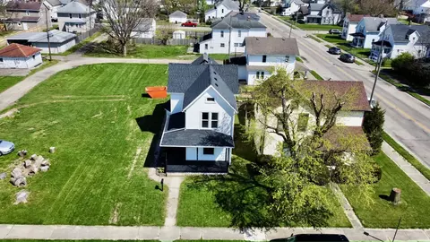 Exterior - 372 Ludlow Ave, Springfield, OH 45505 photo 5 of 7