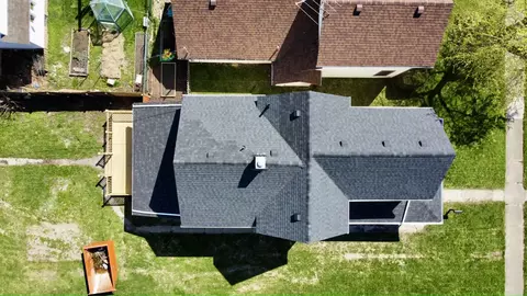 Exterior - 372 Ludlow Ave, Springfield, OH 45505 photo 6 of 7