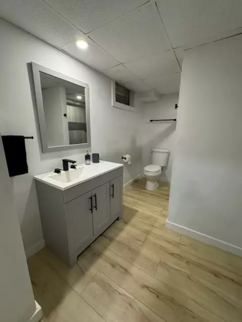 Bath - 4512 Willowbrook Dr, Springfield, OH 45503 photo 8 of 8