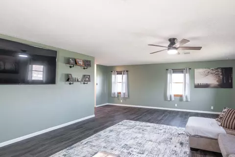 Living - 35 W Hunter Dr, Enon, OH 45323 photo 5 of 5