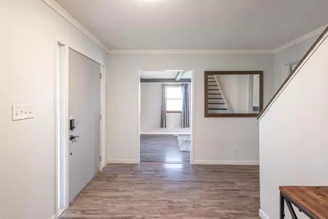 Entry Way - 35 W Hunter Dr, Enon, OH 45323 photo 1 of 6