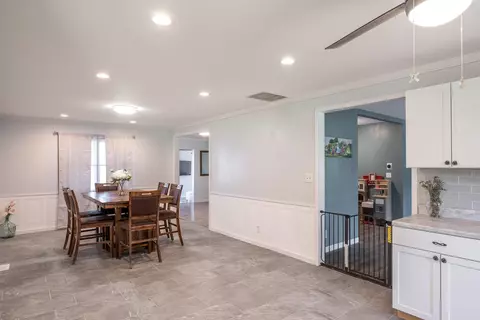 Dining - 35 W Hunter Dr, Enon, OH 45323 photo 1 of 1