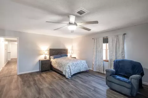 Bedroom - 35 W Hunter Dr, Enon, OH 45323 photo 5 of 14