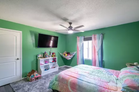 Bedroom - 35 W Hunter Dr, Enon, OH 45323 photo 8 of 14