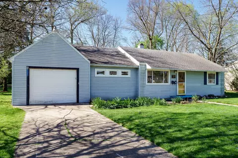 1611 Memorial Dr, Springfield, OH 45505
