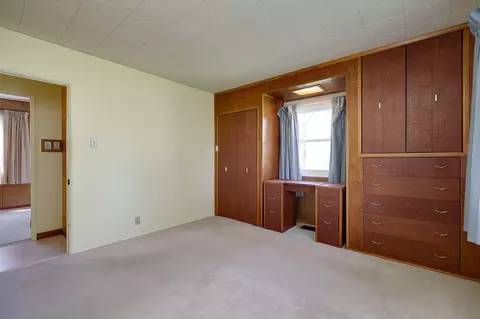 Bedroom - 1611 Memorial Dr, Springfield, OH 45505 photo 5 of 6