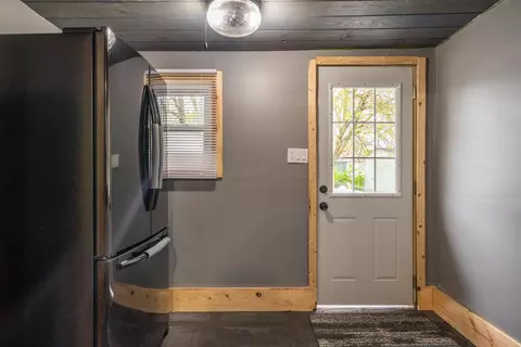 Entry Way - 1030 Jasper St, Springfield, OH 45503 photo 1 of 1