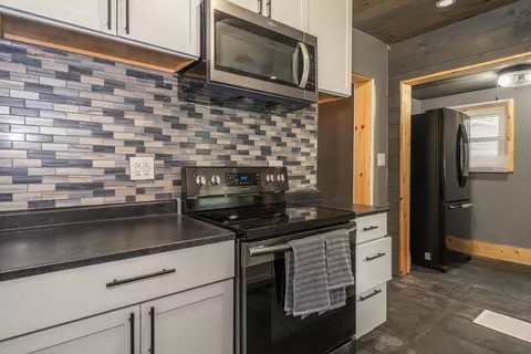 Kitchen - 1030 Jasper St, Springfield, OH 45503 photo 6 of 6