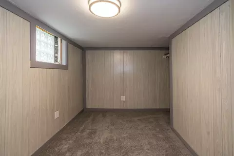 Bedroom - 1030 Jasper St, Springfield, OH 45503 photo 4 of 4