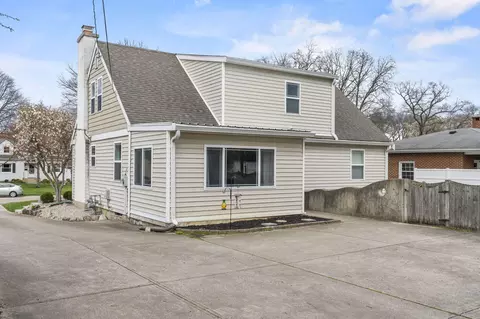 Exterior - 515 Dover Rd, Springfield, OH 45504 photo 3 of 5