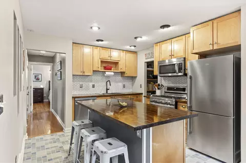 Kitchen - 515 Dover Rd, Springfield, OH 45504 photo 1 of 2