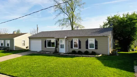 Exterior - 2141 Gerald Dr, Springfield, OH 45505 photo 9 of 10