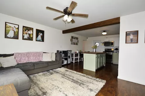 Living - 2141 Gerald Dr, Springfield, OH 45505 photo 2 of 2