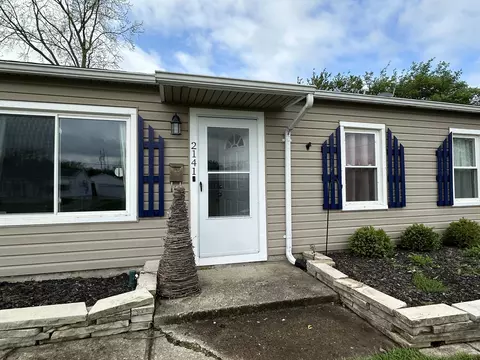 Exterior - 2141 Gerald Dr, Springfield, OH 45505 photo 3 of 10