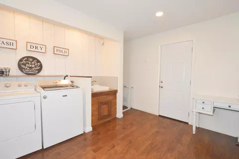 Kitchen - 2141 Gerald Dr, Springfield, OH 45505 photo 9 of 9