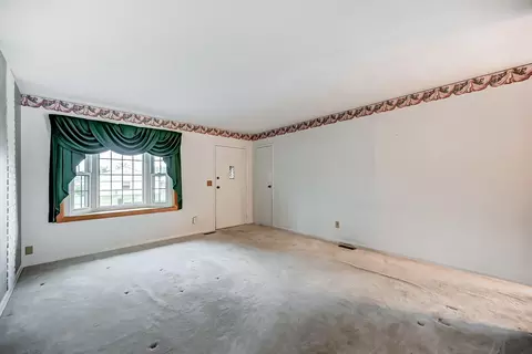 Other - 2031 Halifax Ct, Springfield, OH 45503 photo 2 of 11