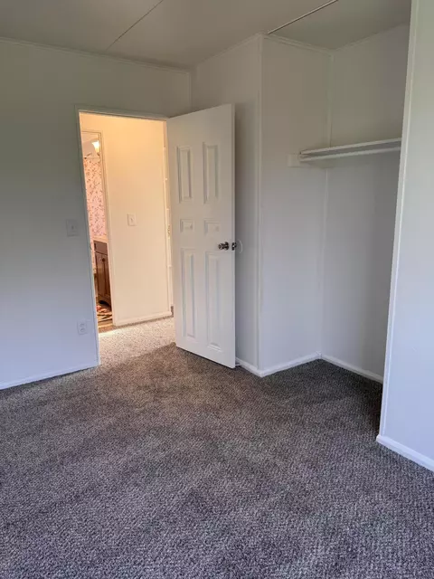 Bedroom - 1116 Heard Ave, Springfield, OH 45506 photo 3 of 5