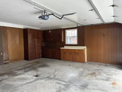 Exterior - 751 Susan Dr, Van Wert, OH 45891 photo 4 of 11