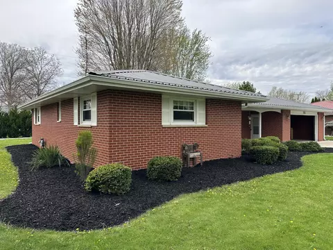 Exterior - 751 Susan Dr, Van Wert, OH 45891 photo 10 of 11