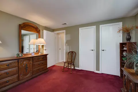 Bedroom - 610 Lawnview Ave, Springfield, OH 45505 photo 5 of 5