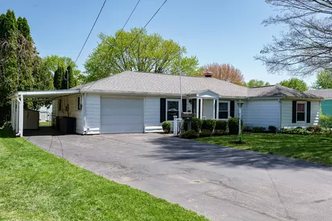 Exterior - 610 Lawnview Ave, Springfield, OH 45505 photo 3 of 22