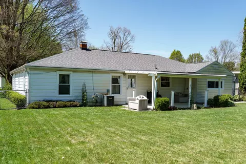 Exterior - 610 Lawnview Ave, Springfield, OH 45505 photo 9 of 22