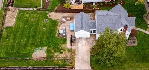 Exterior - 1465 Springhill Ave, Kettering, OH 45409 photo 15 of 17