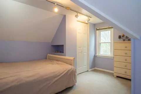 Bedroom - 1465 Springhill Ave, Kettering, OH 45409 photo 5 of 9