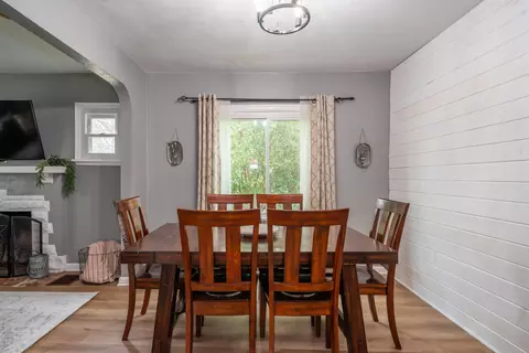 Dining - 1465 Springhill Ave, Kettering, OH 45409 photo 2 of 3
