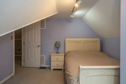 Bedroom - 1465 Springhill Ave, Kettering, OH 45409 photo 6 of 9