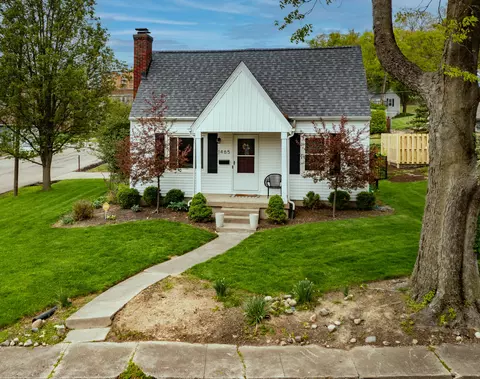 Exterior - 1465 Springhill Ave, Kettering, OH 45409 photo 12 of 17