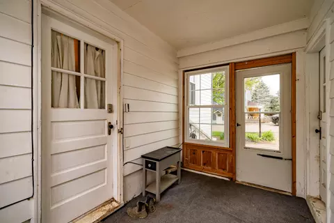 Entry Way - 1465 Springhill Ave, Kettering, OH 45409 photo 3 of 3