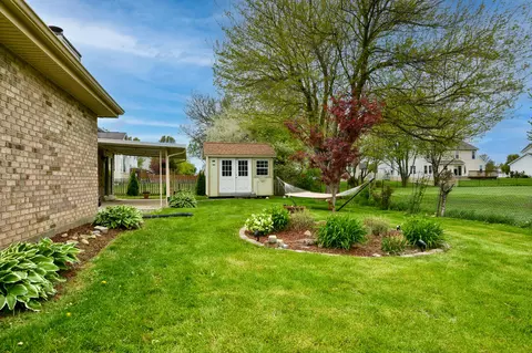 Exterior - 107 Barnside Dr, Englewood, OH 45322 photo 12 of 13