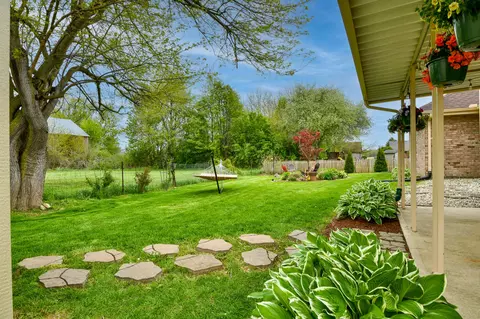 Exterior - 107 Barnside Dr, Englewood, OH 45322 photo 7 of 13