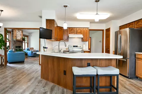 Kitchen - 107 Barnside Dr, Englewood, OH 45322 photo 4 of 9