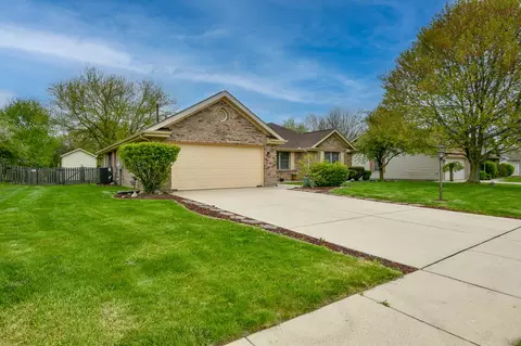 Exterior - 107 Barnside Dr, Englewood, OH 45322 photo 3 of 13