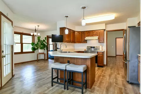 Kitchen - 107 Barnside Dr, Englewood, OH 45322 photo 3 of 9