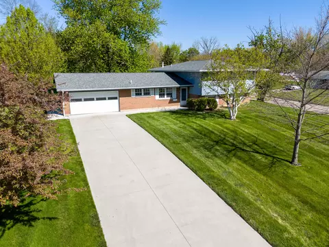 1641 Etta Kable Dr, Dayton, OH 45432