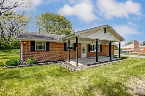 6670 Bethelville Dr, New Carlisle, OH 45344