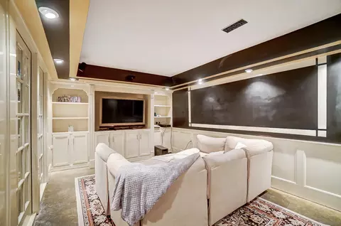 Living - 6071 Nagy Rd, Celina, OH 45822 photo 4 of 5