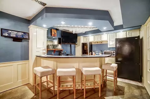 Kitchen - 6071 Nagy Rd, Celina, OH 45822 photo 7 of 9