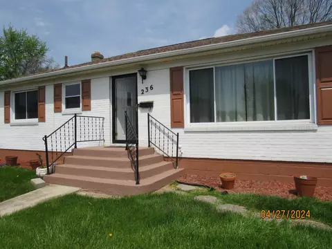 Exterior - 236 W John St, Springfield, OH 45506 photo 3 of 7