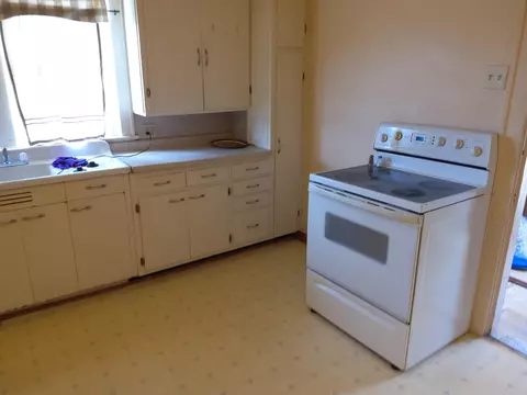 290 E Sycamore St, Coldwater, OH 45828 photo 17