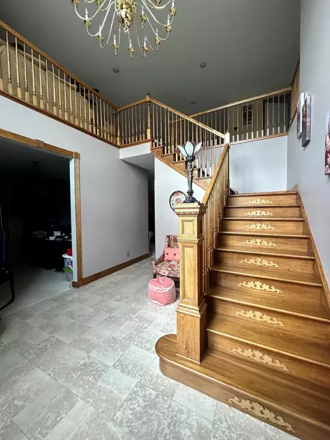 Entry Way - 750 Marva Ln, Sidney, OH 45365 photo 3 of 5
