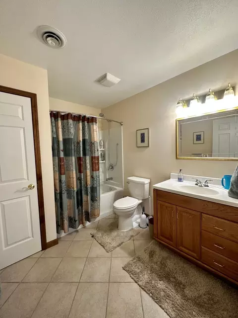 Bath - 750 Marva Ln, Sidney, OH 45365 photo 5 of 6