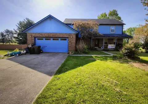4810 Appaloosa Trl, Fairborn, OH 45324